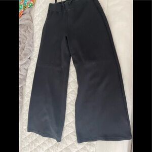 Spanx air essentials wide leg pants